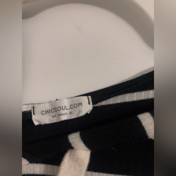 Chic Soul black and white striped hoodie with elbow patches- Size 1XL - Picture 3 of 4